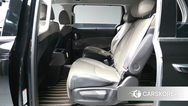 Kia The New Carnival 4th Generation 2025 Черный из Кореи, фото 2