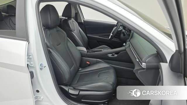 Hyundai The New Avante (CN7) 2025 Белый из Кореи, фото 2