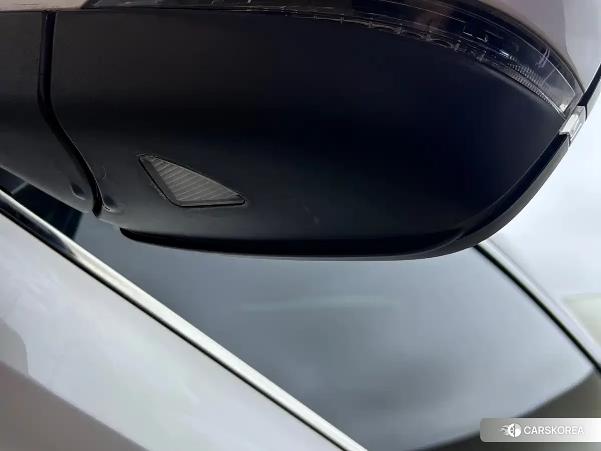 Skoda Karoq 2022 Белый из Китая, фото 2