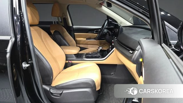 Kia Carnival 4th generation 2021 Черный из Кореи, фото 2