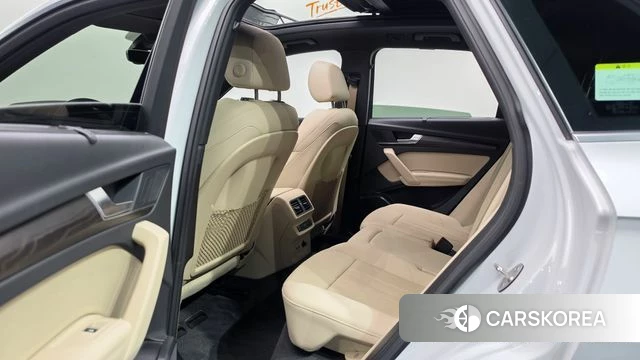 Audi Q5 (FY) 2023 Белый из Кореи, фото 2