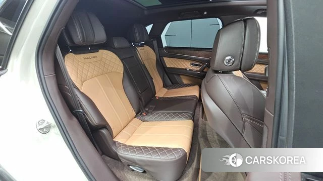 Bentley Bentayga 2018 Жемчужный цвет из Кореи, фото 2