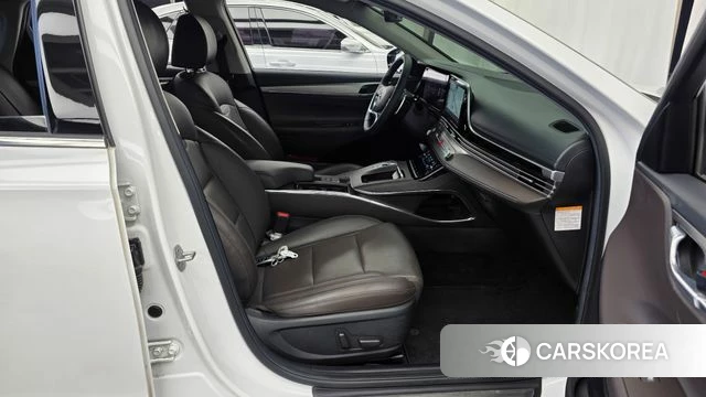 Hyundai The New Grandeur IG Hybrid 2022 Белый из Кореи, фото 2