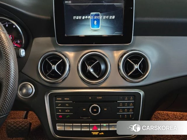 Mercedes-Benz GLA-Class X156 2018 Белый из Кореи, фото 2