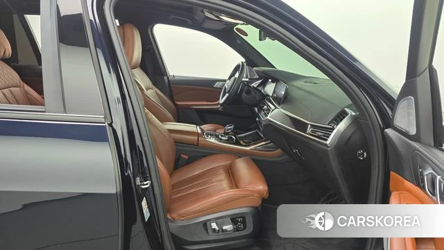 BMW X7 (G07) 2020 Черный из Кореи, фото 2