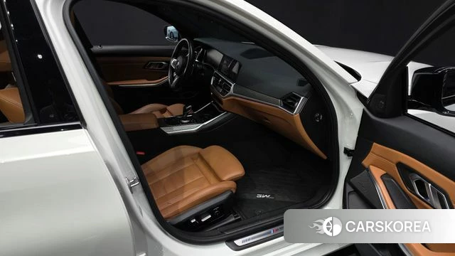 BMW 3 Series (G20) 2019 Белый из Кореи, фото 2