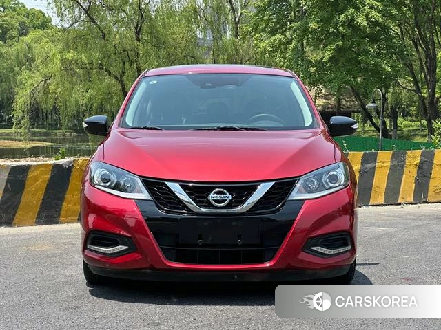 Nissan Tiida 2021 Красный из Китая, фото 2