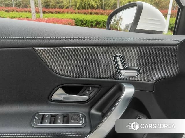 Mercedes-Benz A-Class 2022 Белый из Китая, фото 2