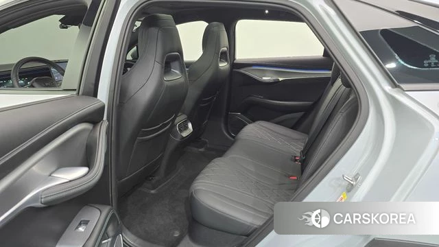 BYD Sea Lion 7 2025 Серебристо-серый из Кореи, фото 2