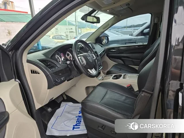 Dodge Grand Caravan 2019 Черный из Кореи, фото 2