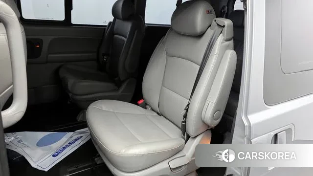 Hyundai The New Grand Starex 2018 Серебряный из Кореи, фото 2
