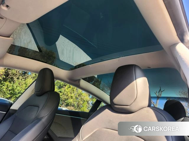 Tesla Model 3 2024 Белый из Кореи, фото 2