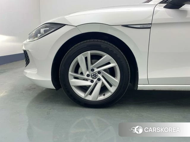 Volkswagen Lamando 2023 Белый из Китая, фото 2