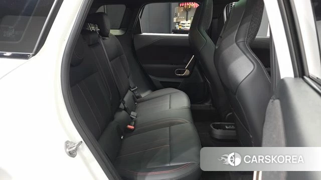 Mini Ace Man 1st Generation 2025 Белый из Кореи, фото 2