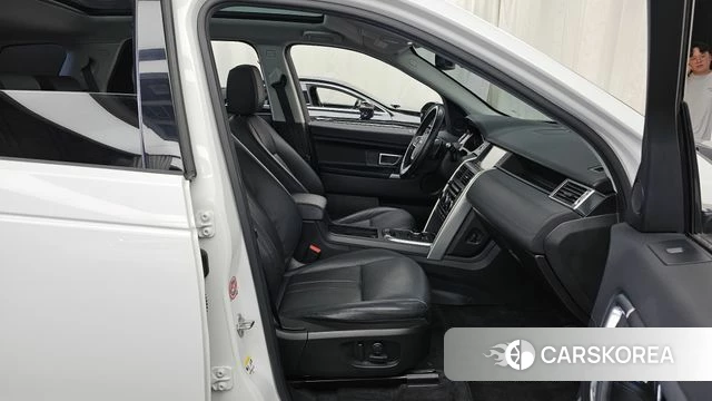 Land Rover Discovery Sports 2018 Белый из Кореи, фото 2
