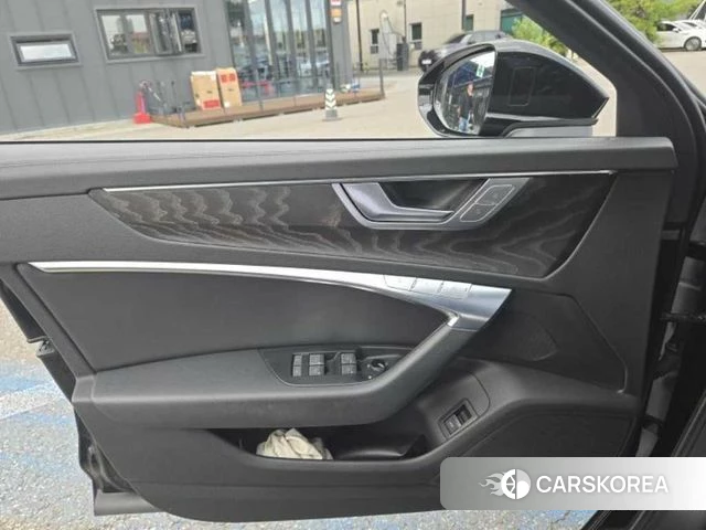 Audi A6 (C8) 2021 Черный из Кореи, фото 2