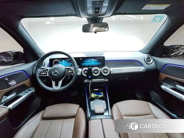 Mercedes-Benz GLB 2023 Черный из Китая, фото 2
