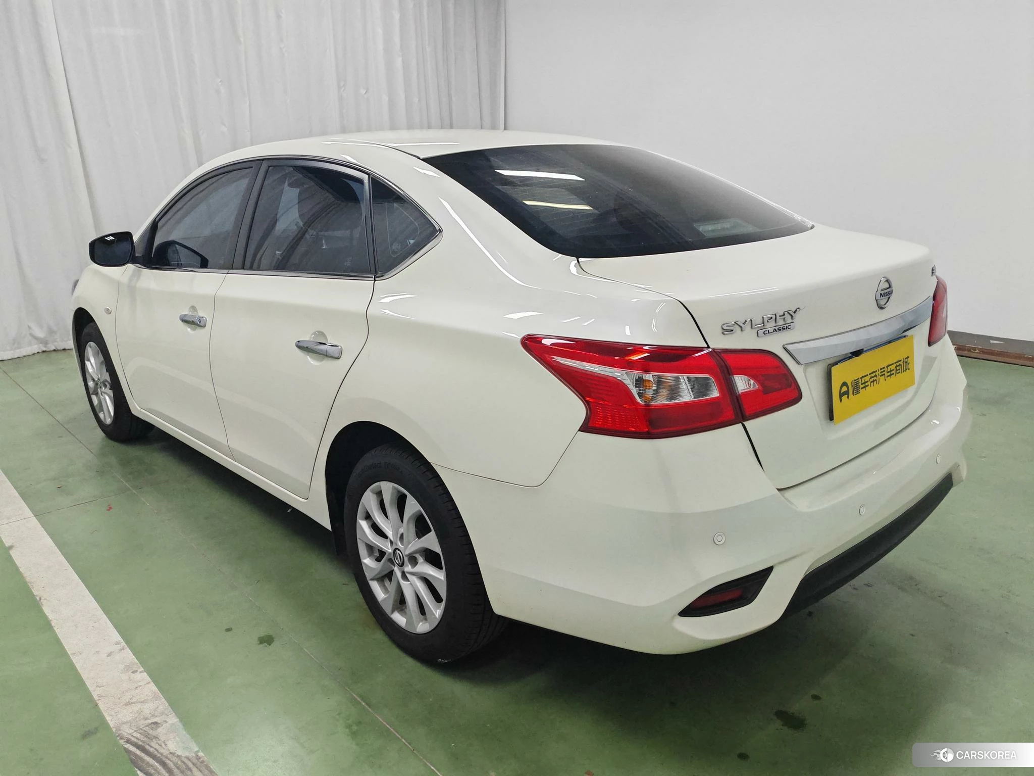 Nissan Sylphy 2021 Белый из Китая, фото 2