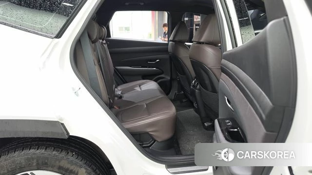 Hyundai The New Tucson Hybrid (NX4) 2025 Белый из Кореи, фото 2