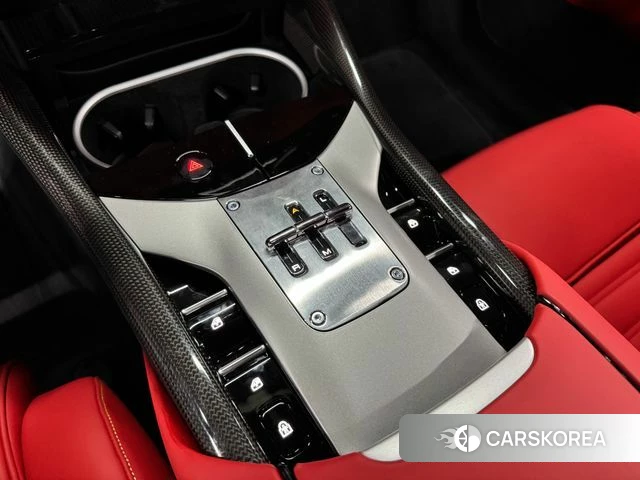Ferrari Furosange 2024 Белый из Кореи, фото 2
