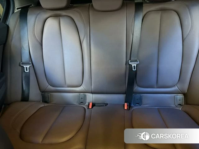 BMW 1 series 2020 Белый из Китая, фото 2