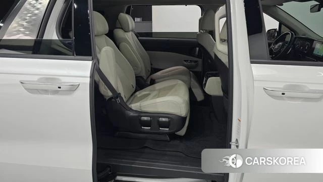 Kia Carnival 4th generation 2022 Белый из Кореи, фото 2