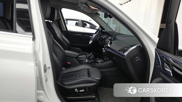BMW X3 (G01) 2018 Белый из Кореи, фото 2