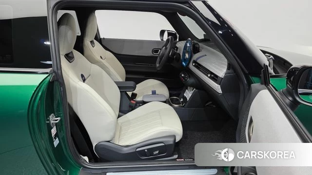 Mini Cooper S 4th Generation 2025 Зеленый из Кореи, фото 2