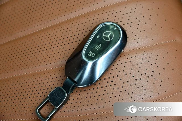 Mercedes-Benz S-Class 2023 Черный из Китая, фото 2