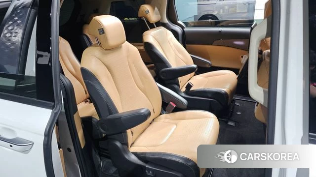 Kia Carnival 4th generation 2020 Белый из Кореи, фото 2