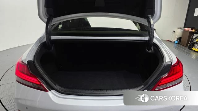 Genesis G70 2018 Белый из Кореи, фото 2