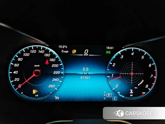 Mercedes-Benz GLC 2021 Черный из Китая, фото 2