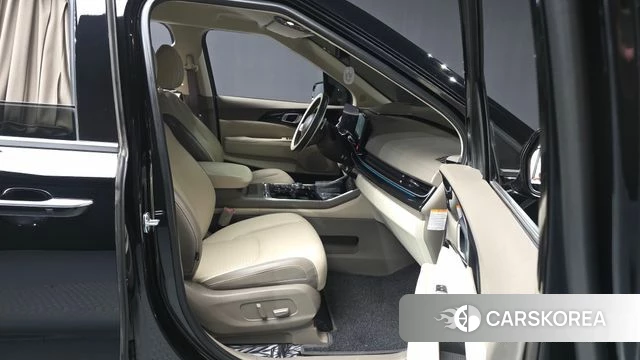Kia The New Carnival 4th Generation 2024 Черный из Кореи, фото 2