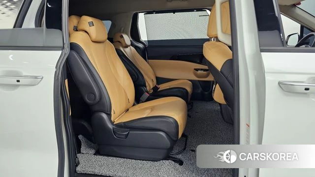 Kia Carnival 4th generation 2022 Белый из Кореи, фото 2