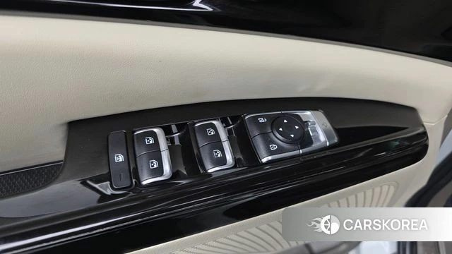 Kia Carnival 4th generation 2023 Белый из Кореи, фото 2