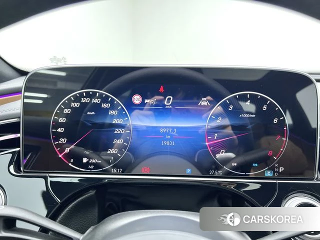 Mercedes-Benz E-Class 2024 Черный из Китая, фото 2