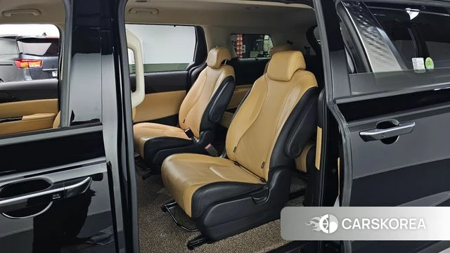 Kia Carnival 4th generation 2022 Черный из Кореи, фото 2