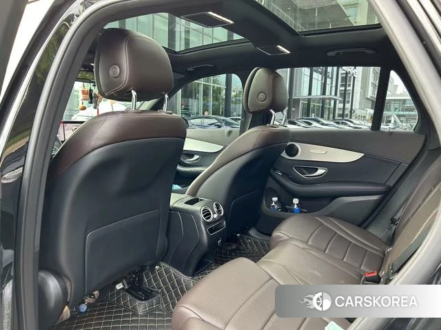 Mercedes-Benz GLC 2021 Черный из Китая, фото 2