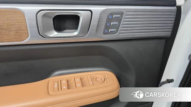 Hyundai Santa Fe (MX5) 2024 Белый из Кореи, фото 2