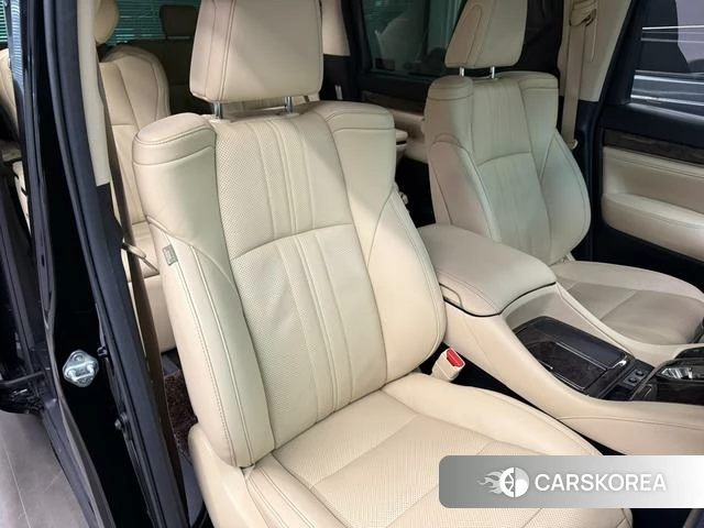 Toyota Alphard 2021 Черный из Китая, фото 2