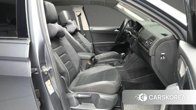Volkswagen Tiguan Allspace 2020 Серый из Кореи, фото 2