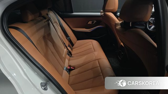 BMW 3 Series (G20) 2022 Белый из Кореи, фото 2