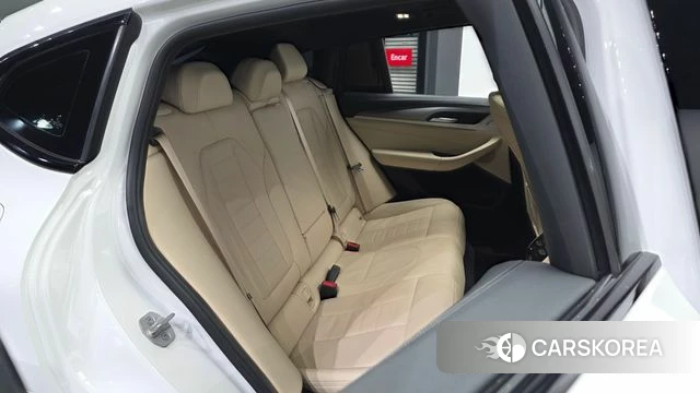 BMW X4 (G02) 2021 Белый из Кореи, фото 2