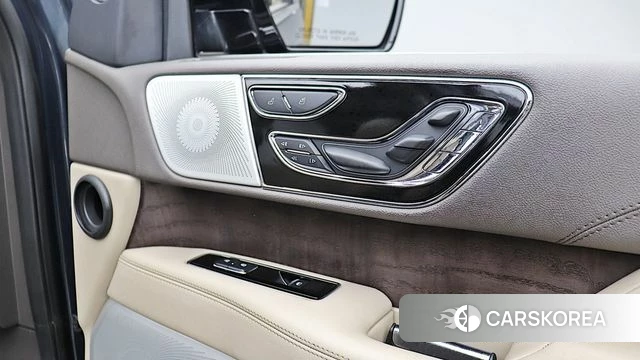 Lincoln Navigator 4th generation 2022 Синий из Кореи, фото 2