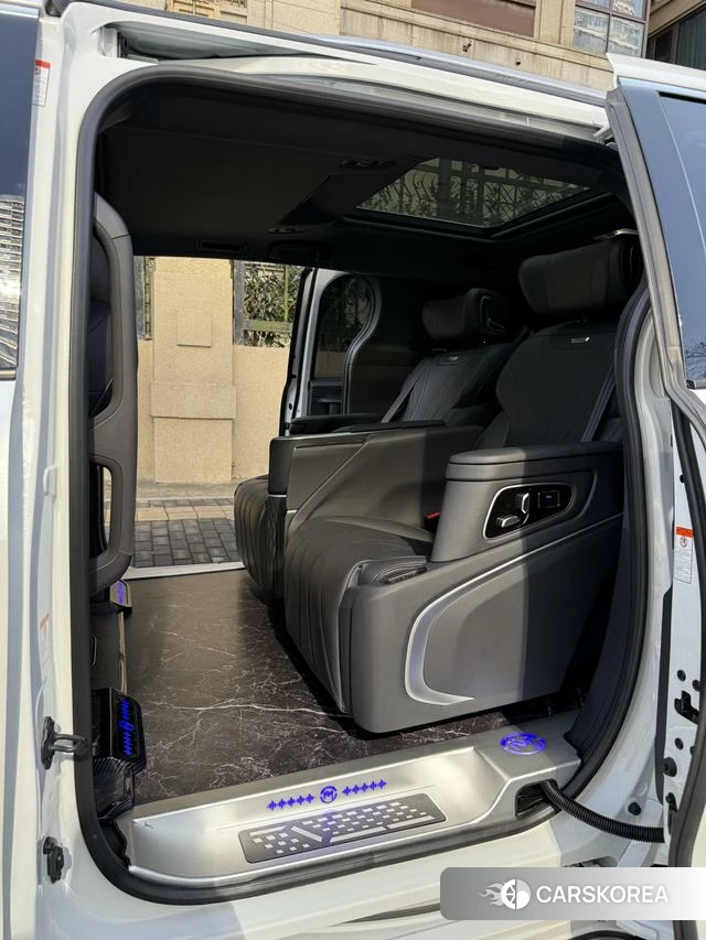 Toyota Granvia 2024 Белый из Китая, фото 2