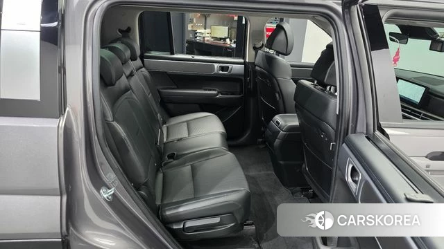Hyundai Santa Fe (MX5) 2024 Серый из Кореи, фото 2