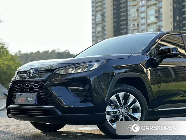 Toyota Wildlander 2023 Черный из Китая, фото 2