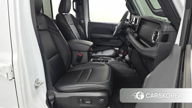 Jeep Wrangler (JL) 2024 Белый из Кореи, фото 2