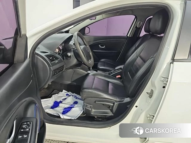 Renault Korea (Samsung) SM3 Z.E. 2019 Белый из Кореи, фото 2