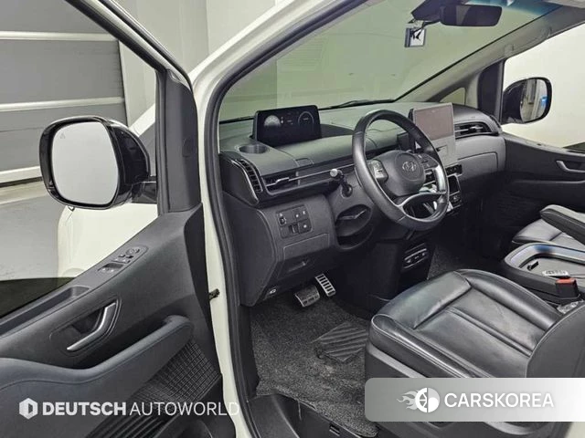 Hyundai Staria 2021 Белый из Кореи, фото 2